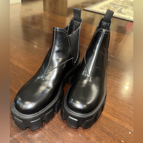 PRADA Monolith Brushed Leather Chelsea Platform Chunky Boot - SIZE 38EU/8US - Picture 13 of 16